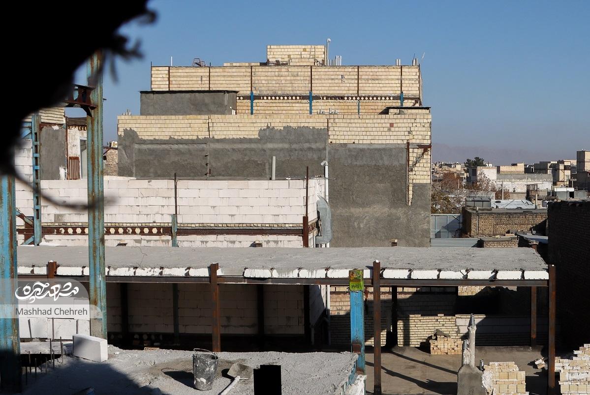 رونق پدیده غیرمجاز « بام فروشی» در توس رونق پدیده غیرمجاز « بام فروشی» در توس