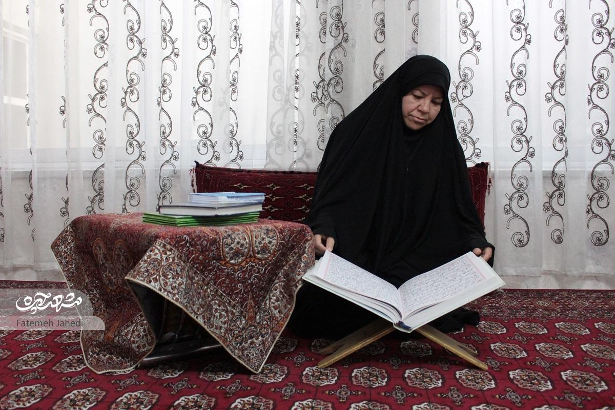 حال زهرا کاهانی مانند گیاهانش خوب است حال زهرا کاهانی مانند گیاهانش خوب است