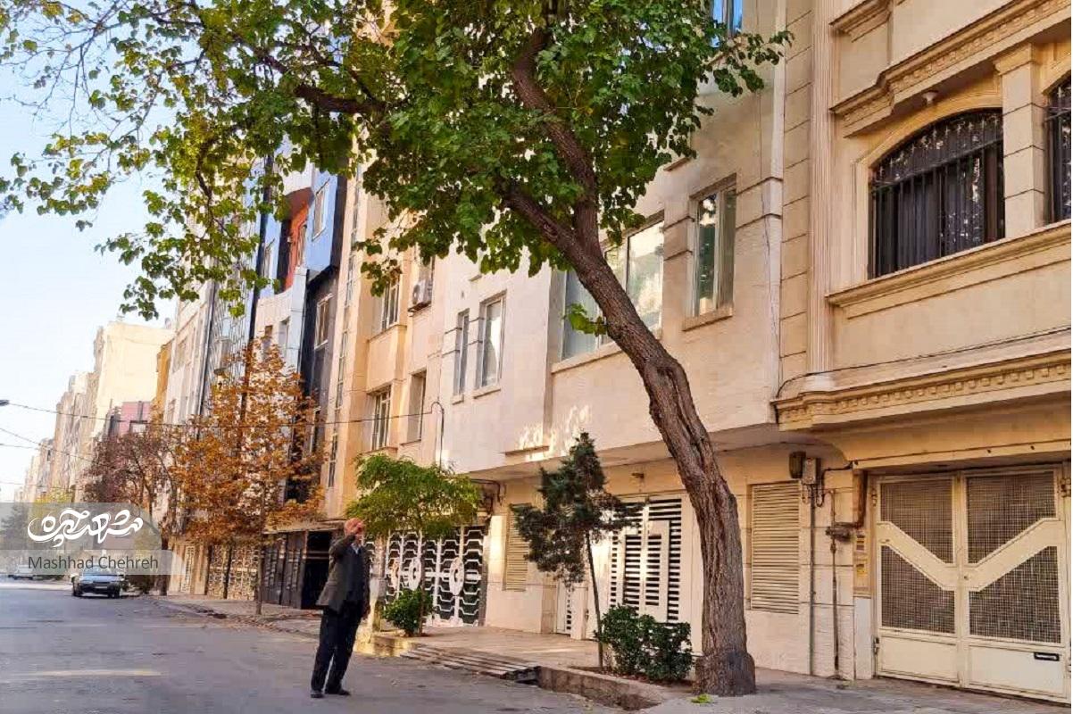 ساکن قدیمی از بیابان بودن تا شهر شدن آزادشهر را دیده است ساکن قدیمی از بیابان بودن تا شهر شدن آزادشهر را دیده است