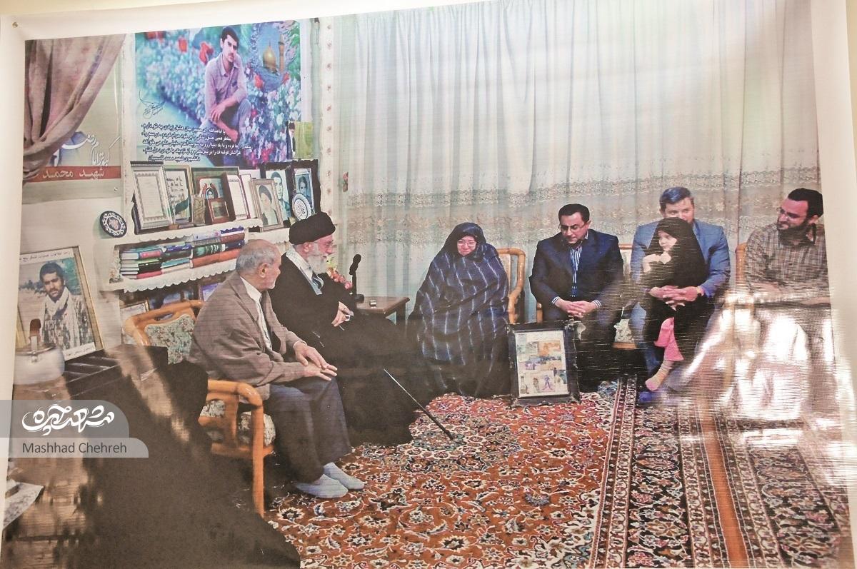 روایتی روزی که رهبری مهمان خانواده شهید قاسمیان شد