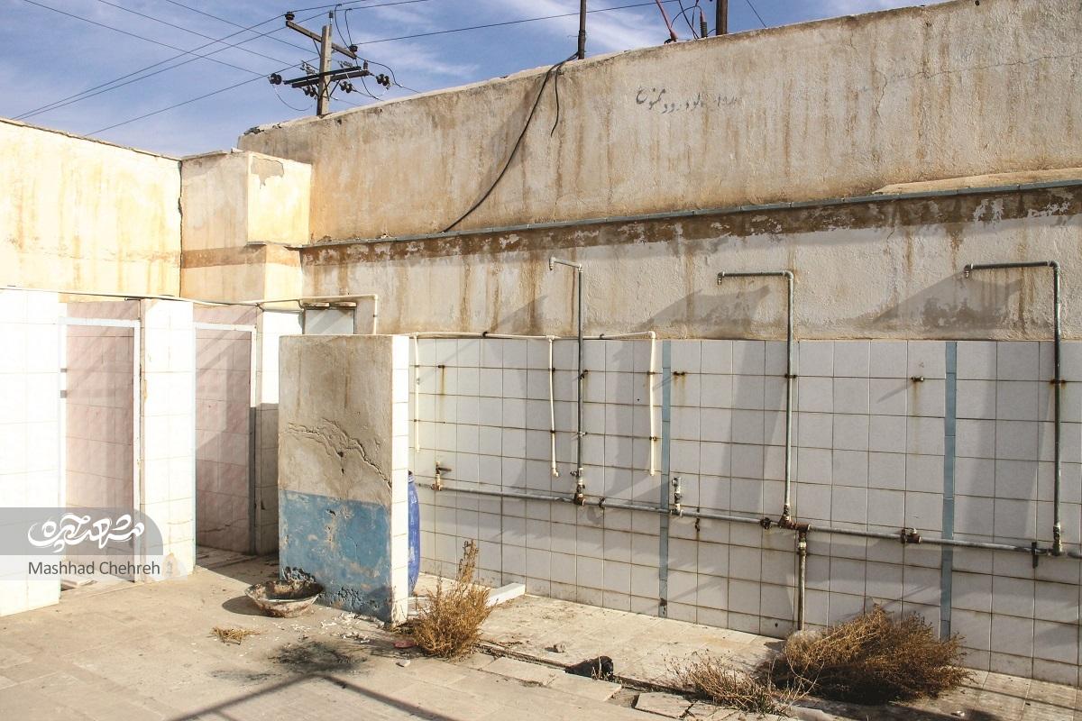 پاتوق آبتنی بچههای پورسینا پاتوق آبتنی بچههای پورسینا