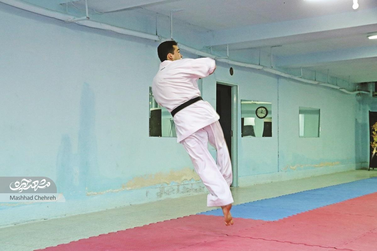 ورزشکاری که از دل محله آوینی مشهد و بدون حامی قهرمان شد