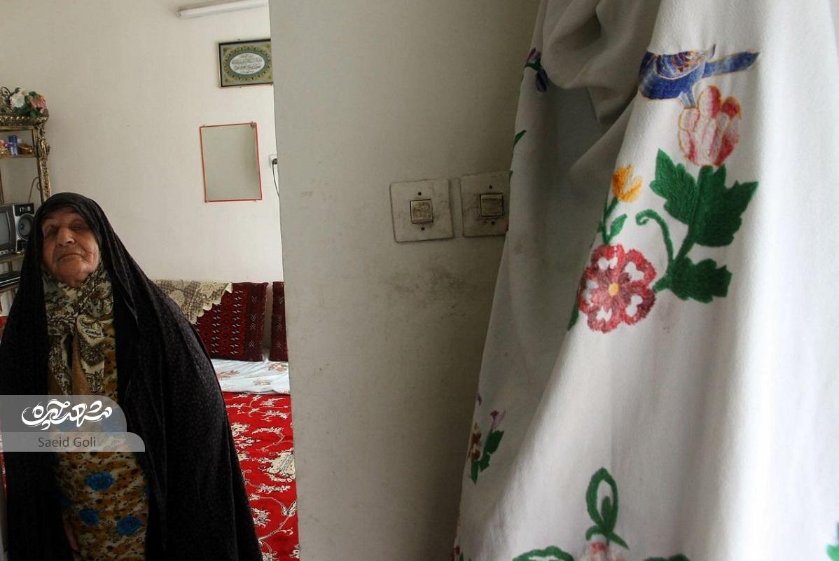 «خاله شهربانو» نابینایی که دست به عصا نیست «خاله شهربانو» نابینایی که دست به عصا نیست