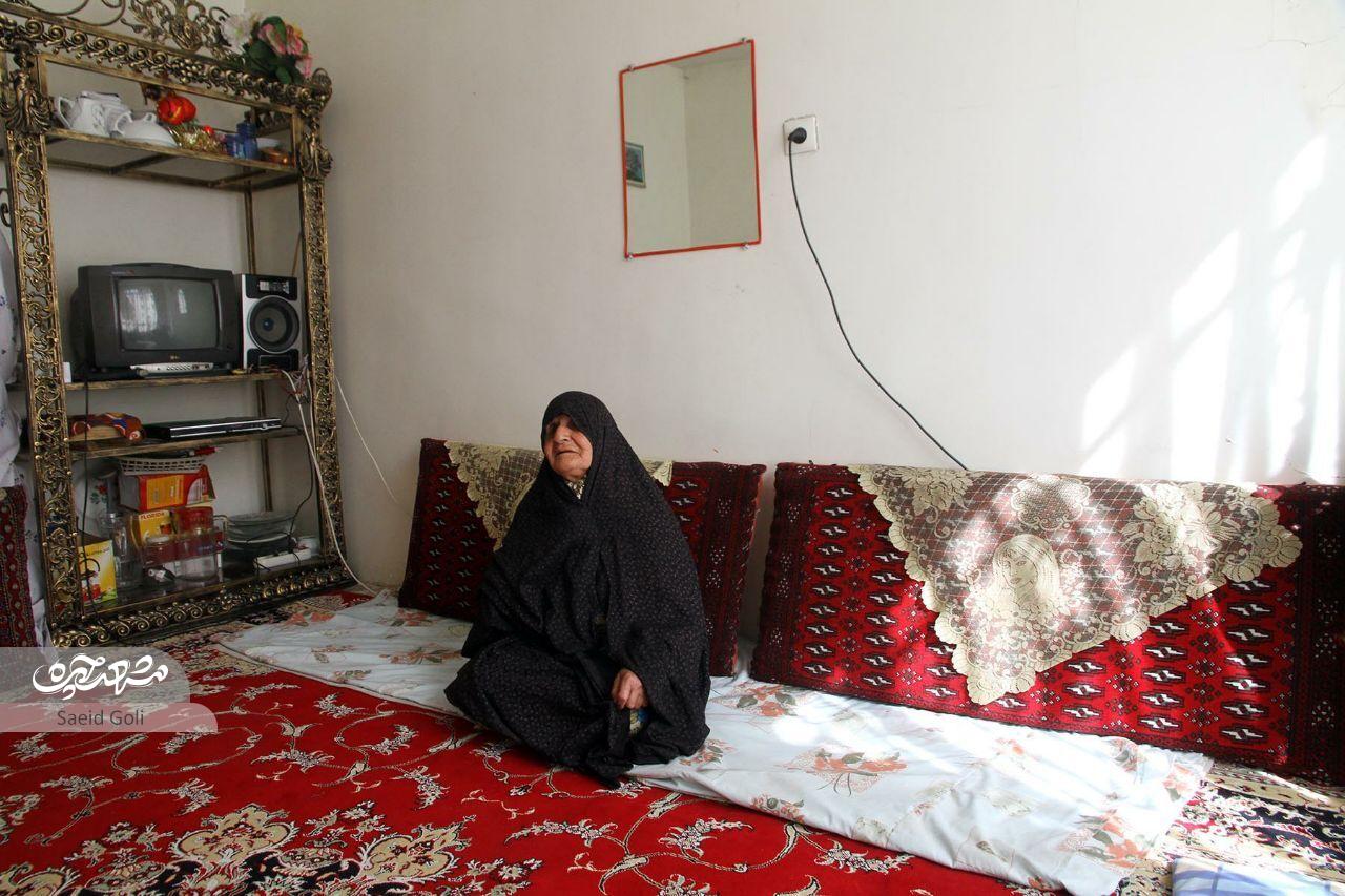 «خاله شهربانو» نابینایی که دست به عصا نیست «خاله شهربانو» نابینایی که دست به عصا نیست