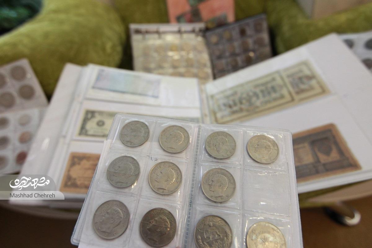 ابراهیم کفشدار ۱۶مجموعه دارد که در کنار هم، یکپا موزهاند ابراهیم کفشدار ۱۶مجموعه دارد که در کنار هم، یکپا موزهاند