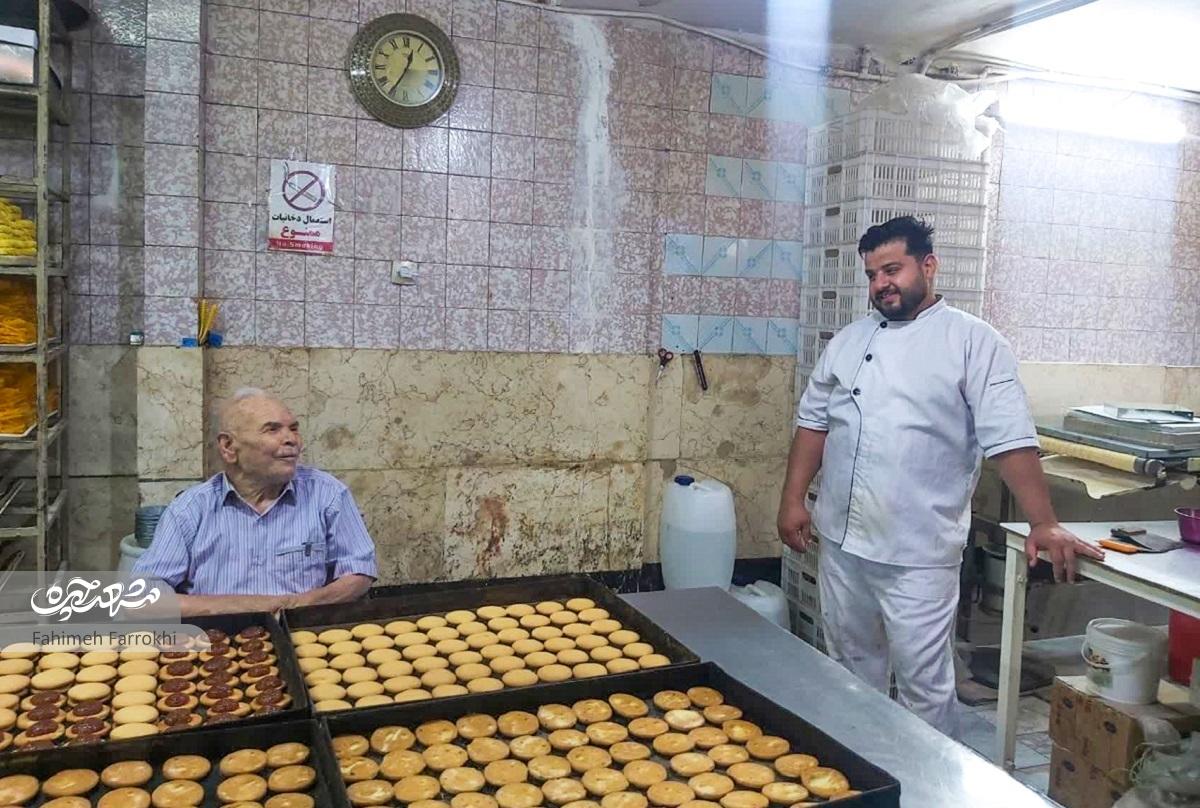 ۶۰ سال شیرینِ اعتمادیها در محله بالاخیابان ۶۰ سال شیرینِ اعتمادیها در محله بالاخیابان