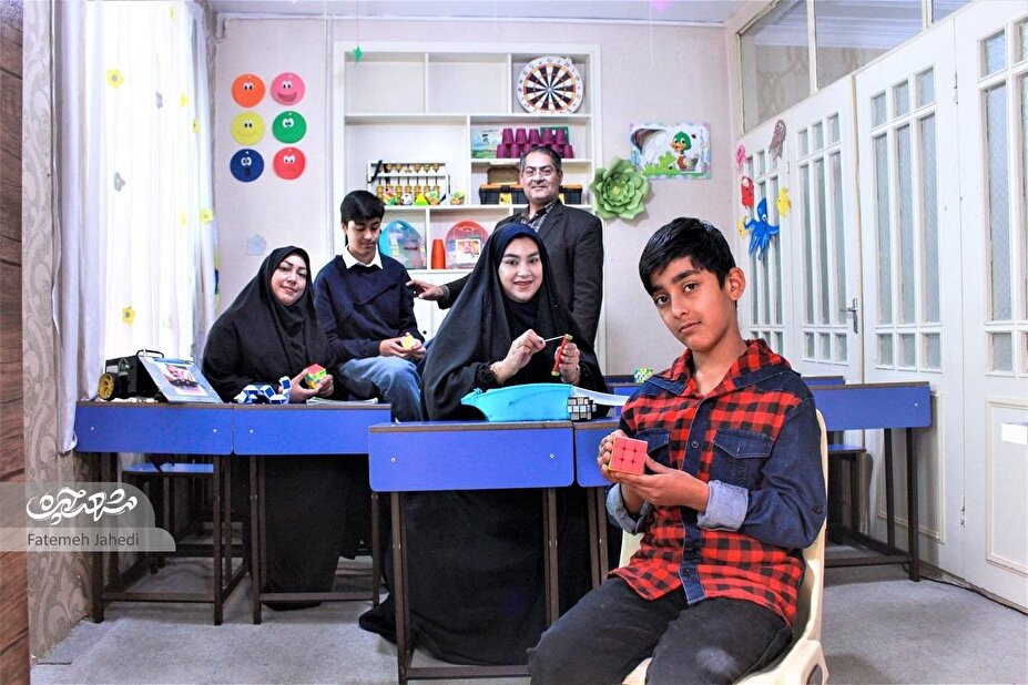 داستان کلاس چرتکه و خلق خلاقیت در خانواده زاهدی‌راد