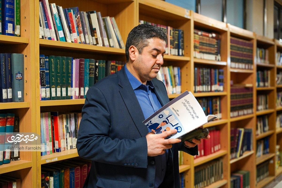 زندگی سیدمحمدامیر افتخارزاده بین کلمات و اعداد زندگی سیدمحمدامیر افتخارزاده بین کلمات و اعداد