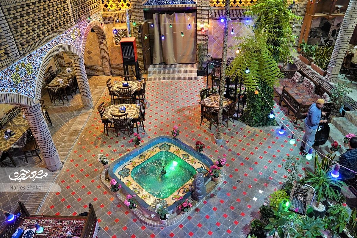 خانه تاریخی بهرامی و سردر منحصر به فردش