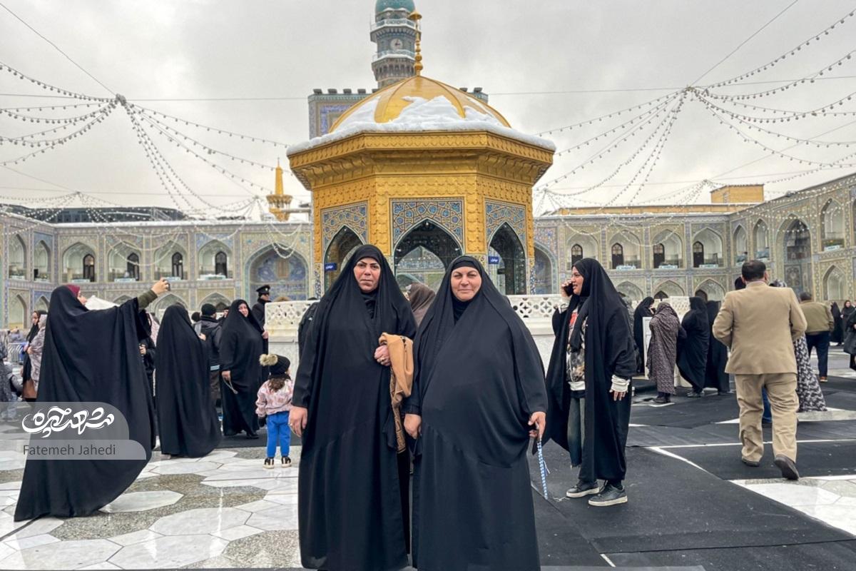 ردپای برفی زیارت در حرم امام‌رضا(ع)