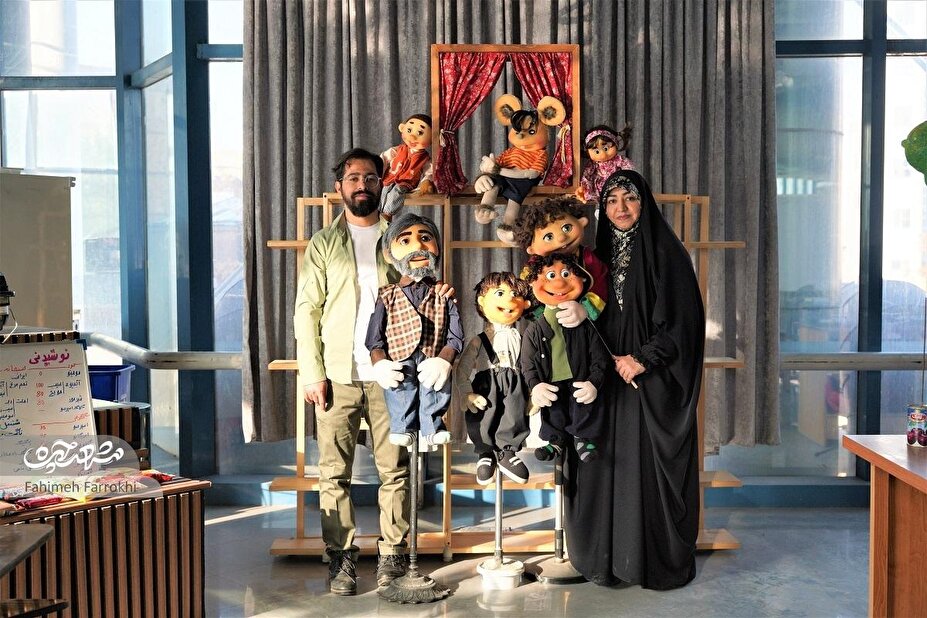 عروسک‌های زوج هنرمند مشهدی قصه دارند