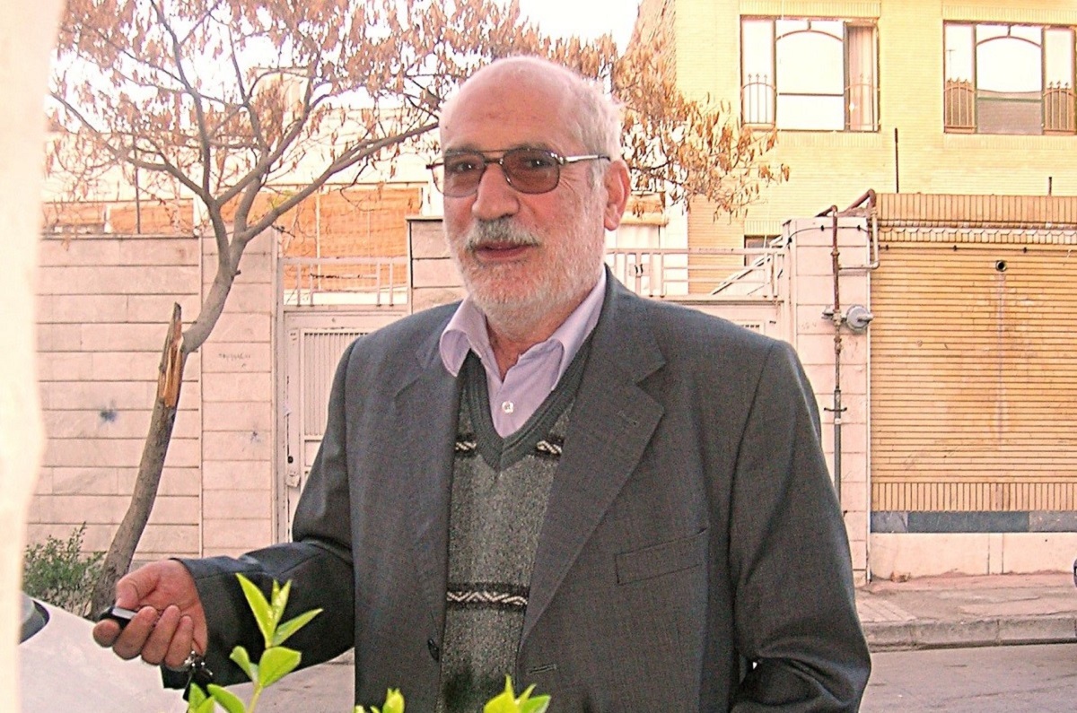 آقای صفا، کارآفرینی که در آغاز، فرش خانه‌اش کارتن‌های خالی بود