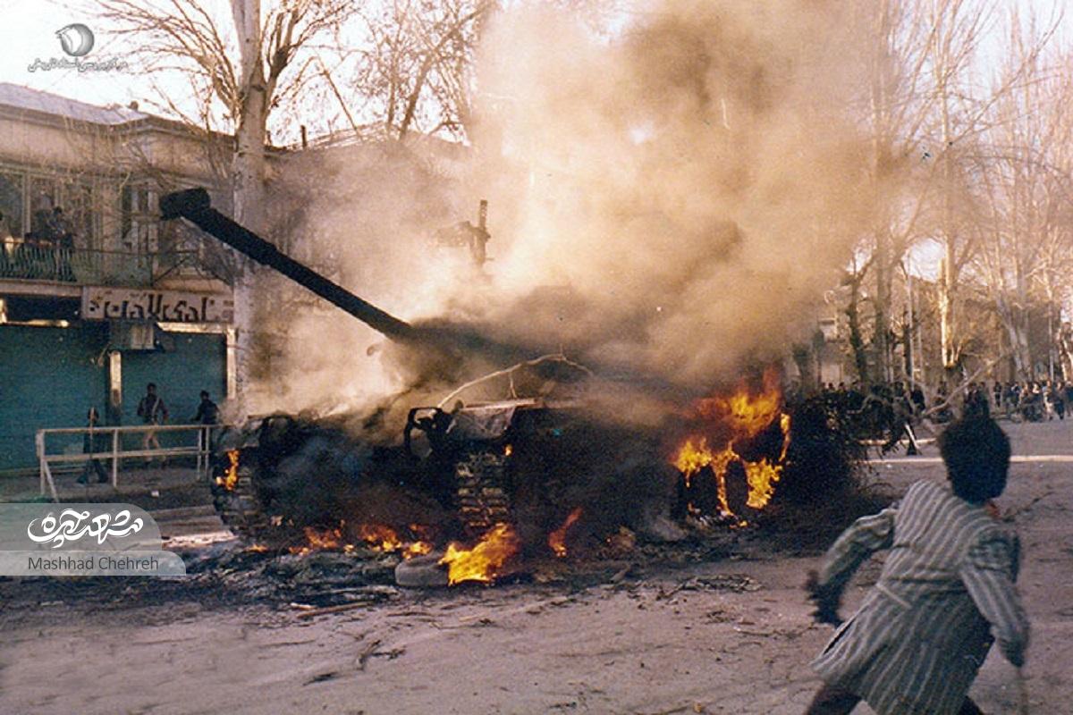 حوادث نهم و دهم دیماه مسیر نهضت مردمی را تا تحقق انقلاب اسلامی هموار کرد حوادث نهم و دهم دیماه مسیر نهضت مردمی را تا تحقق انقلاب اسلامی هموار کرد