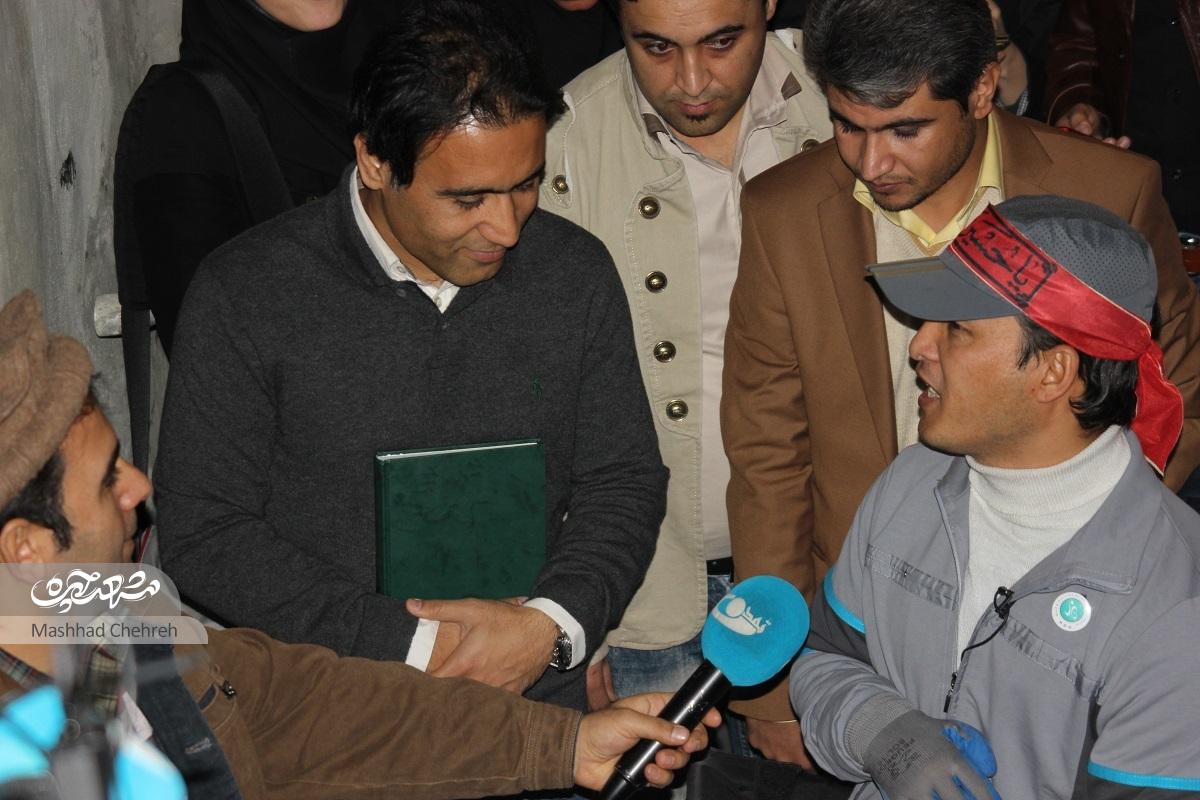 عبدی فاتح صعود از ۱۸۶۶پله برج میلاد با دست عبدی فاتح صعود از ۱۸۶۶پله برج میلاد با دست