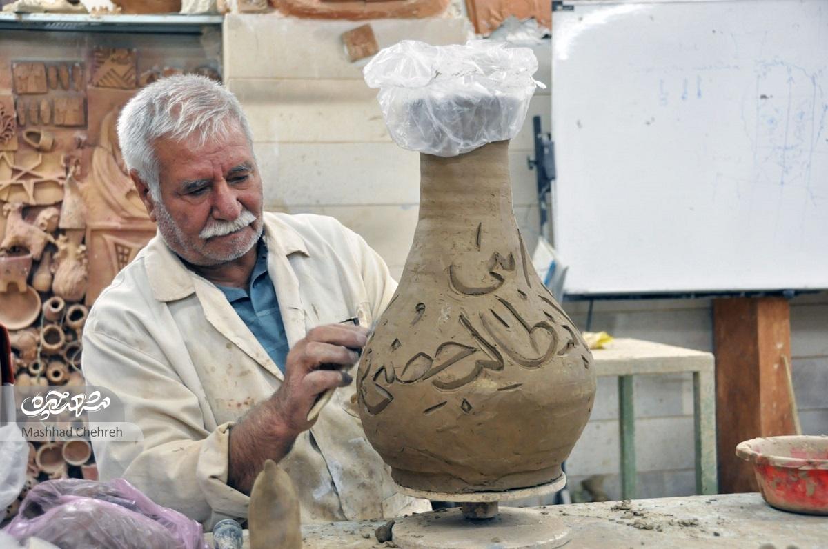 گِل و خاک استاد محمدعلی فضلی نژاد را سرپا نگاه داشته است