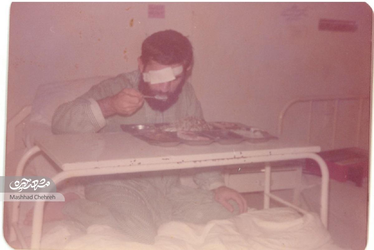 حاج علی ۳۱ بار چشم و بدنش را عمل کرده است