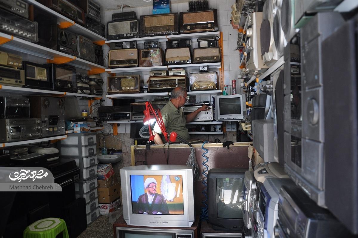 راسته‌بازار سمساری‌ها در محله کاشانی، روز چهارشنبه‌بازار مشهد بود