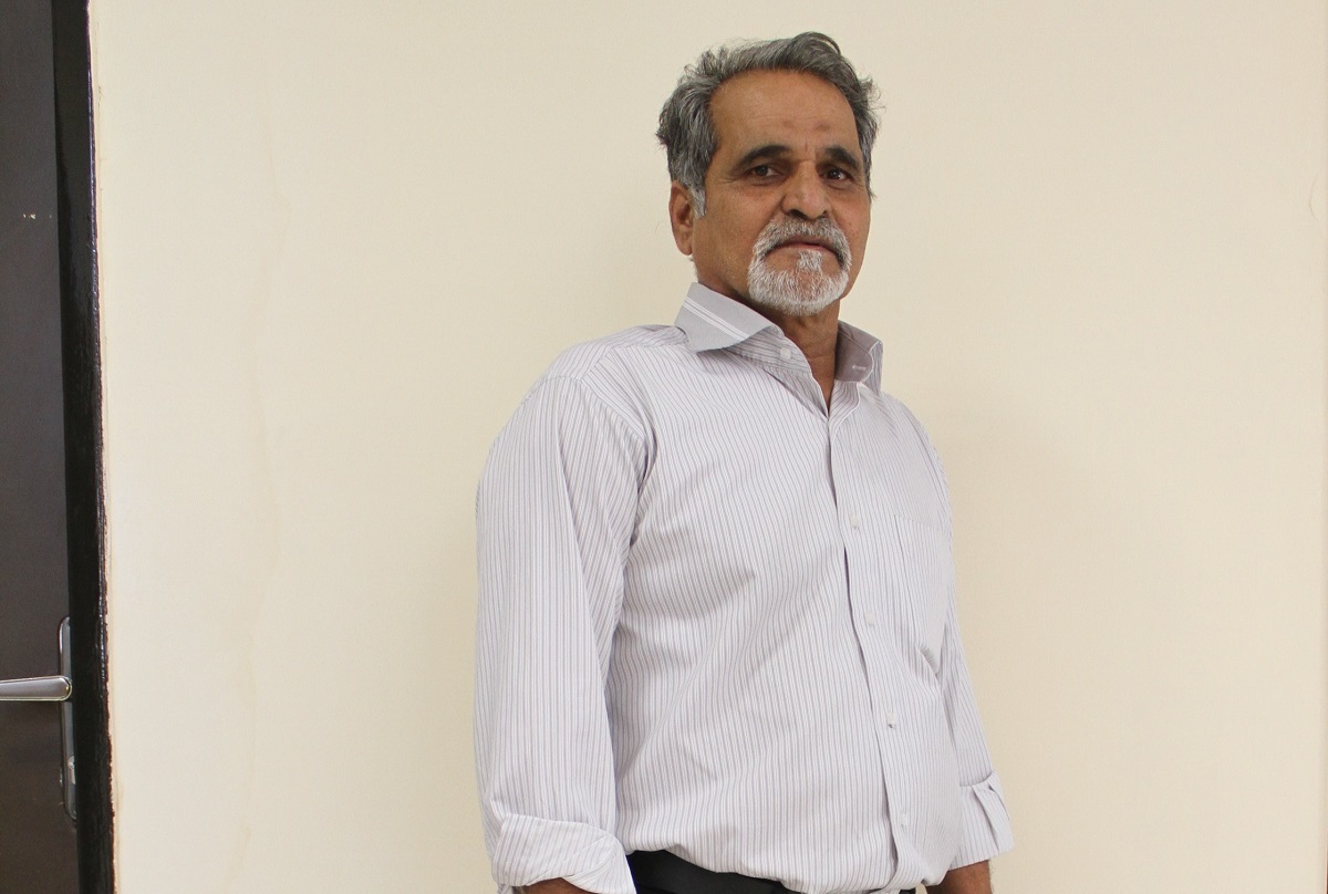 عباس آریک پیشکسوت فوتبال و داوری مشهد است