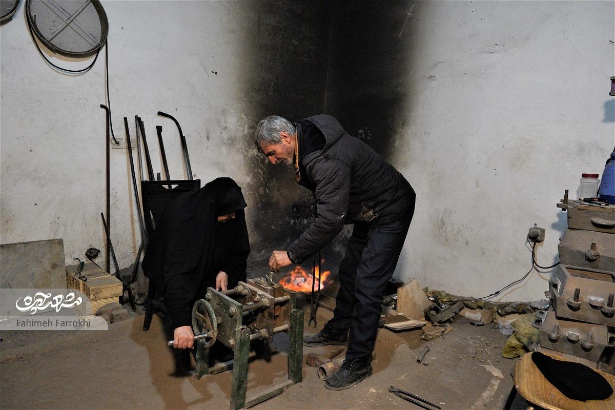 زدودن زنگار زندگی در کوره سختیها زدودن زنگار زندگی در کوره سختیها