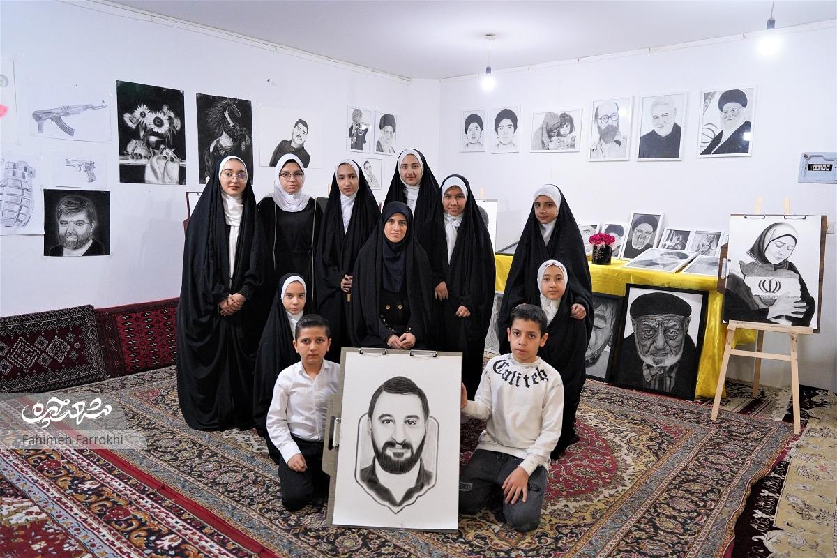 شهربانو علیزاده با آموزش نقاشی، دریچه تازهای را به سوی دختران محله باز کرده استرویایی که رنگ گرفت شهربانو علیزاده با آموزش نقاشی، دریچه تازهای را به سوی دختران محله باز کرده استرویایی که رنگ گرفت