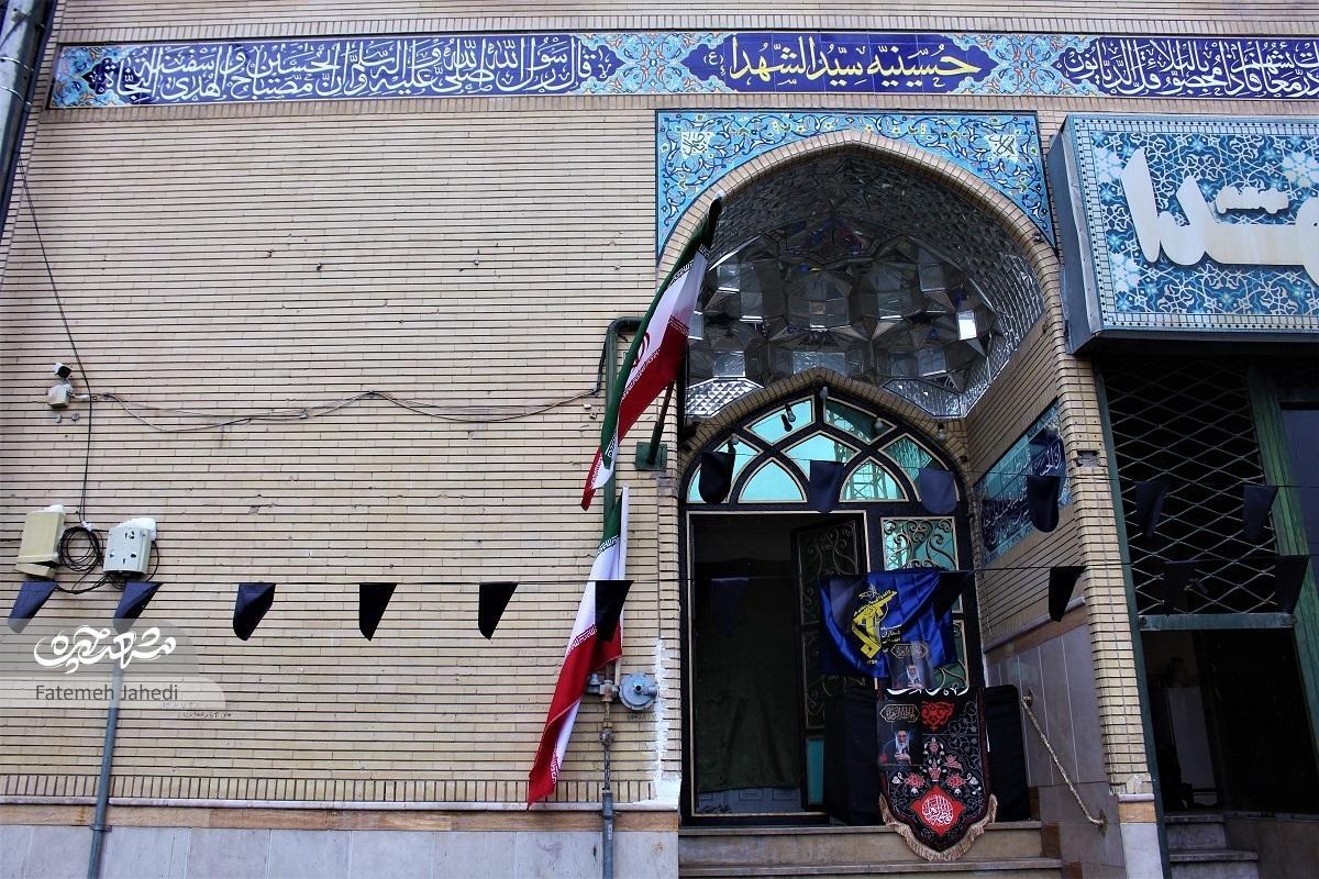 حسینیه سیدالشهدا(ع) با اسکان رایگان پذیرای زائران جنگ‌زده است