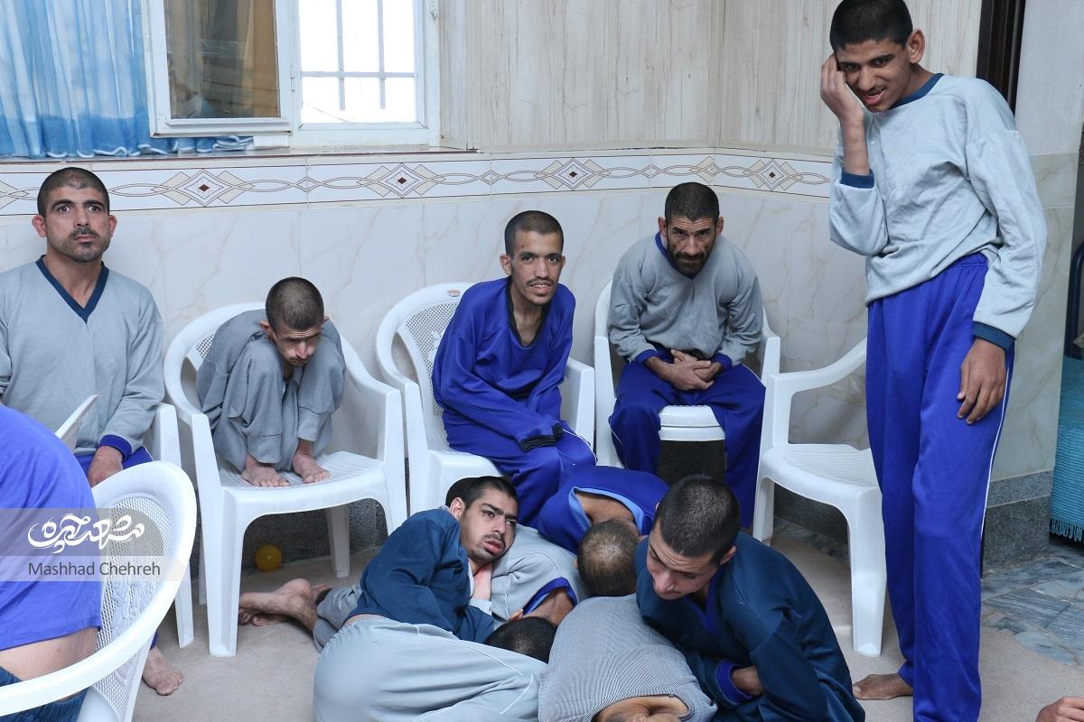 معلولانی که «پناهندگان ضامن آهو» شدند معلولانی که «پناهندگان ضامن آهو» شدند