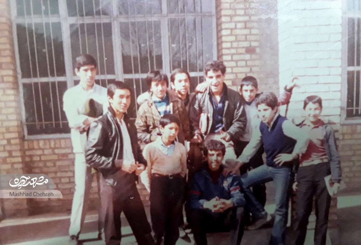 همکلاسیهای قدیمی دبیرستان شهیدفرازی در محله صاحبالزمان(عج)بعداز 40سال دیداری تازه کردندضیافت رفاقت همکلاسیهای قدیمی دبیرستان شهیدفرازی در محله صاحبالزمان(عج)بعداز 40سال دیداری تازه کردندضیافت رفاقت
