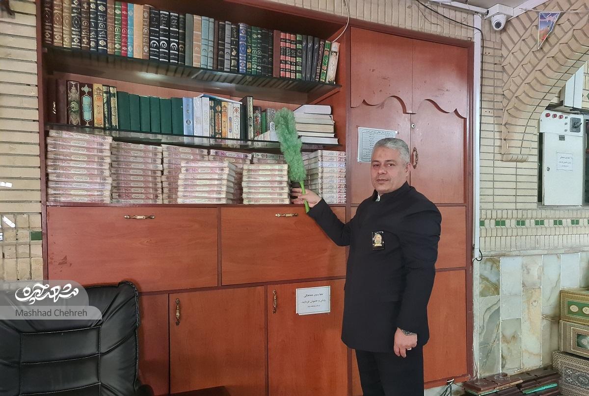 ۲۰ سال انتظار سیدمجید ساغروانیان برای خدمت در حرم امامرضا(ع) ۲۰ سال انتظار سیدمجید ساغروانیان برای خدمت در حرم امامرضا(ع)