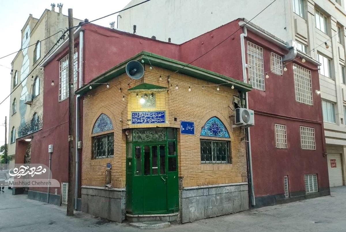 کوچه پشت آرامگاه نادر، باغ میرزاجعفر سروقد بود