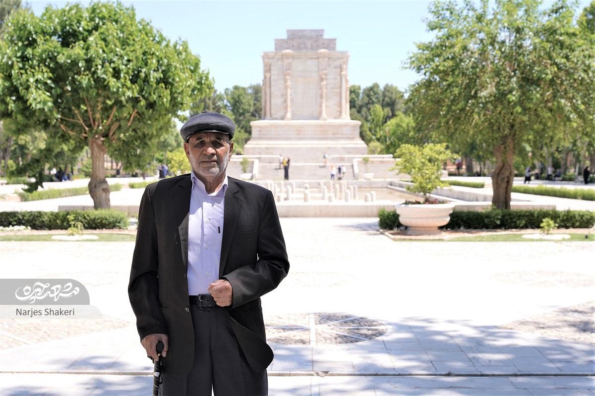 خاطرات محمود ادیب اسلامیه از سال‌ها خدمت و سکونت در آرامگاه فردوسی