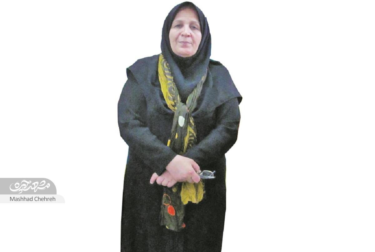 فرشته فارغ با تئاتر به زال و سیمرغ پر و بال داد فرشته فارغ با تئاتر به زال و سیمرغ پر و بال داد