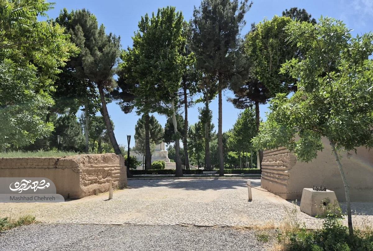 دیوار توس که در مقابل ۳ حمله خانمانبرانداز از شهر محافظت کرد، نیازمند تیمار است دیوار توس که در مقابل ۳ حمله خانمانبرانداز از شهر محافظت کرد، نیازمند تیمار است