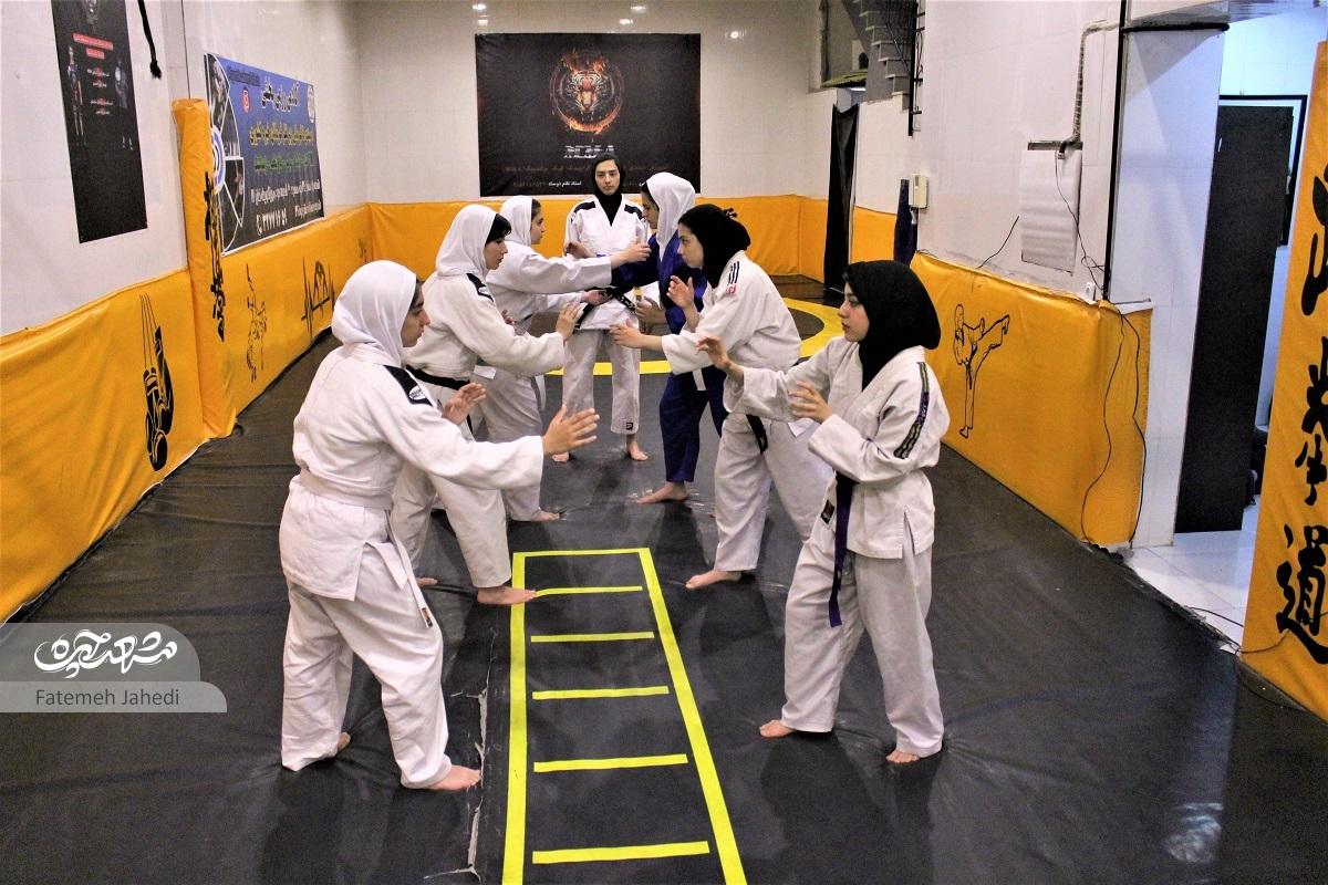 رفاقت روی تاتامی رفاقت روی تاتامی