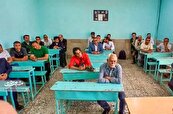 نشستن شاگردان قدیمی پشت نیمکت خاطره‌ها