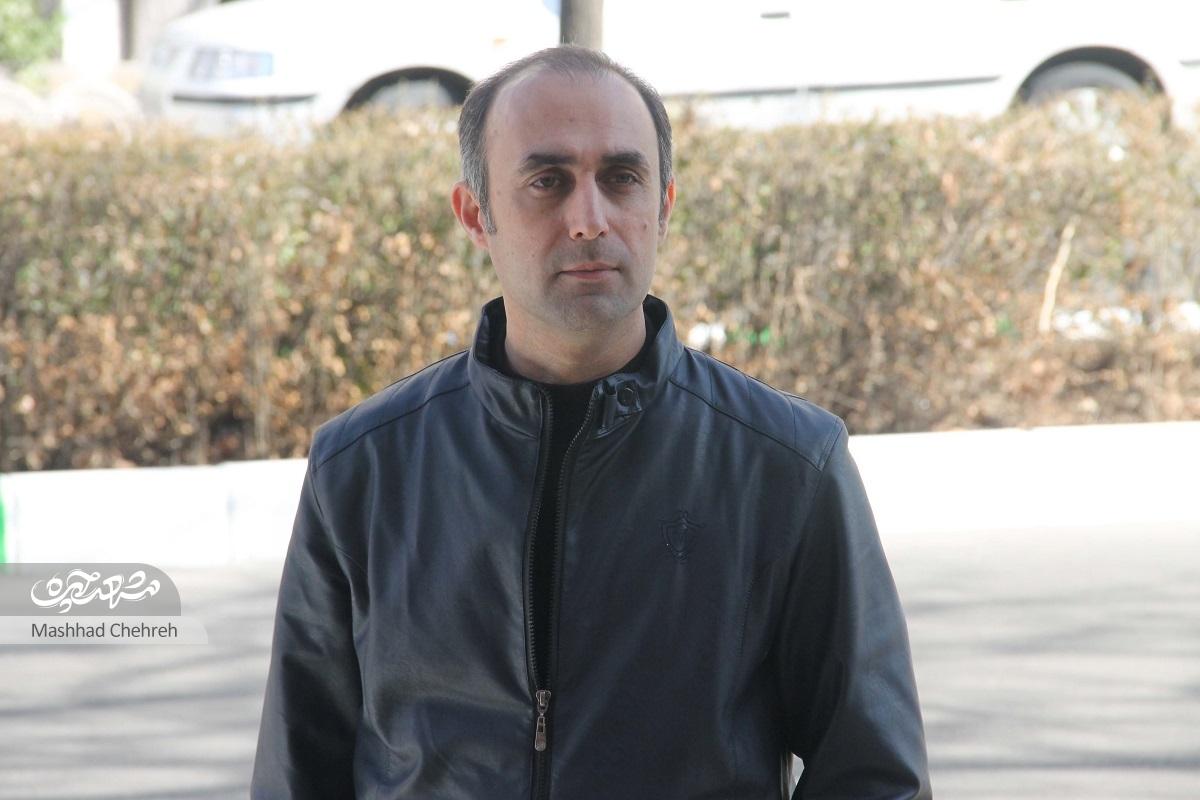 پشت وانت به جشنواره رسیدم پشت وانت به جشنواره رسیدم