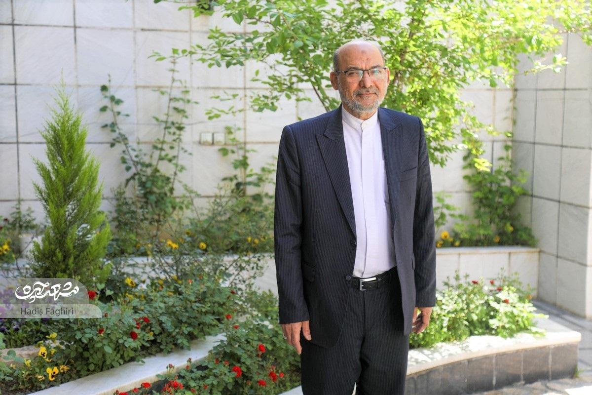 غلامرضا بصیریپور ۴ دهه از زندگیاش را به مردم خدمت کرد غلامرضا بصیریپور ۴ دهه از زندگیاش را به مردم خدمت کرد