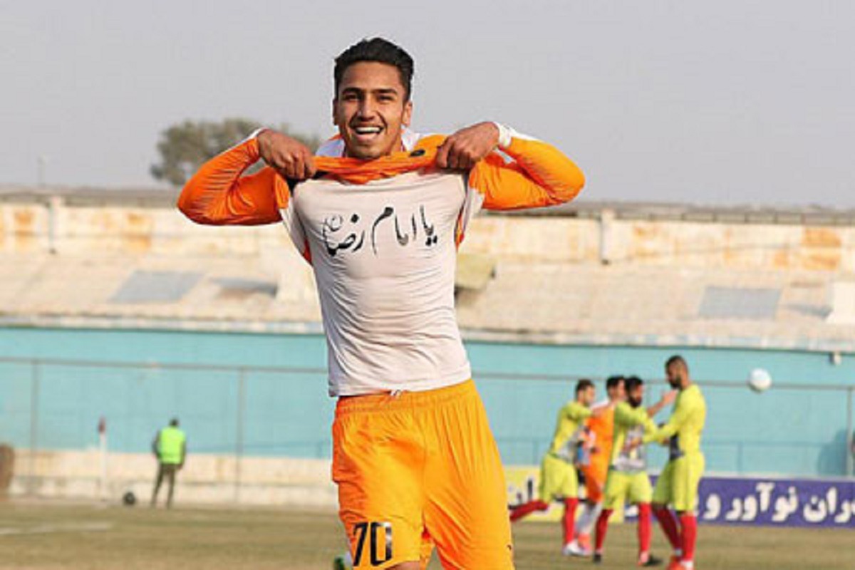 سعید واسعی فوتبالیستی که بازی در تیم ملی را هم تجربه کرد سعید واسعی فوتبالیستی که بازی در تیم ملی را هم تجربه کرد