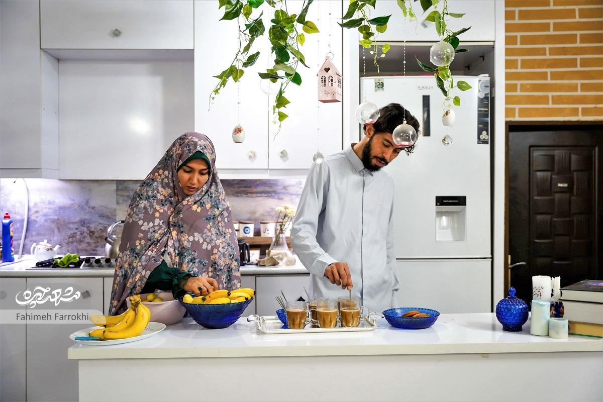 ابوالفضل مبارز و عاطفه‌سادات موسوی؛ زوج شاعر و پرافتخار محله شهید قربانی