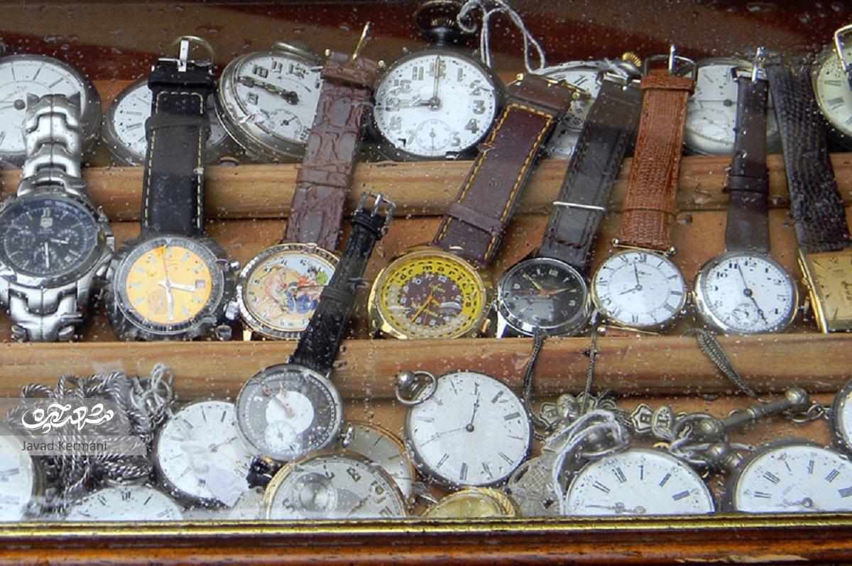 ۴ دهه ساعتسازی اوستا رضا؛ دقیق و بیوقفه ۴ دهه ساعتسازی اوستا رضا؛ دقیق و بیوقفه