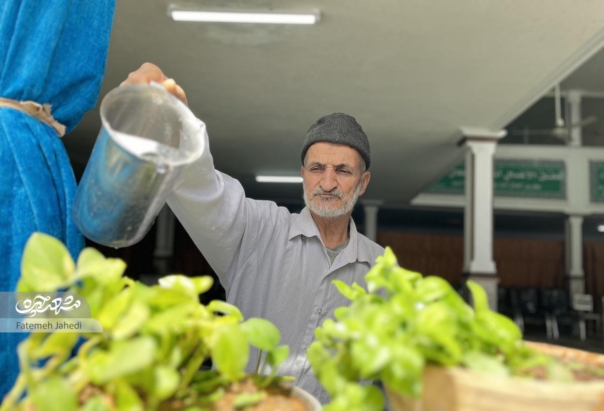 درِ مسجد صاحبالزمان(عج) به همت غلامرضا معینیان همیشه باز است