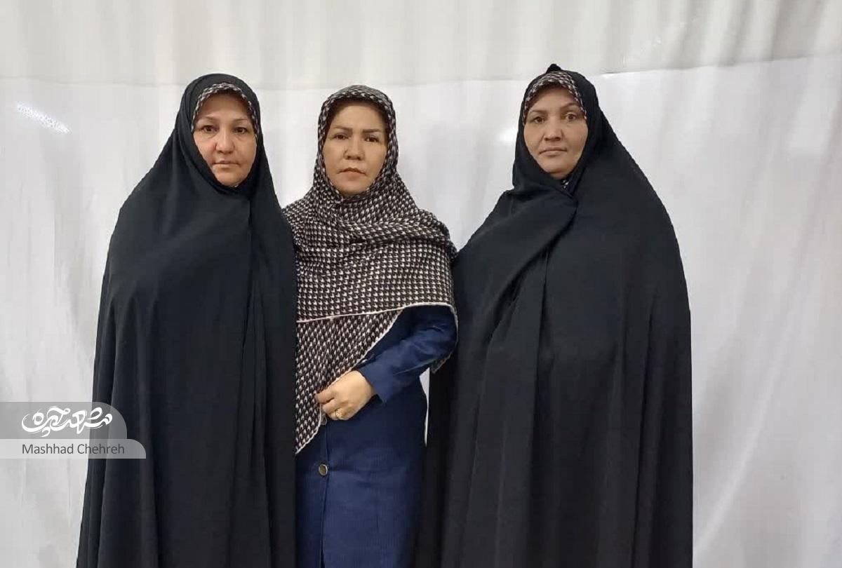 همسایه‌ها، عصای دست زائران سالخورده