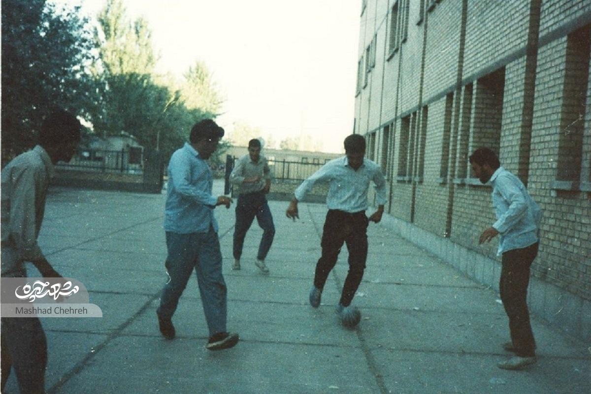 درس مدرسه آیت ا... کاشانی با خاطراتی که دارد خواندنی‌تر است