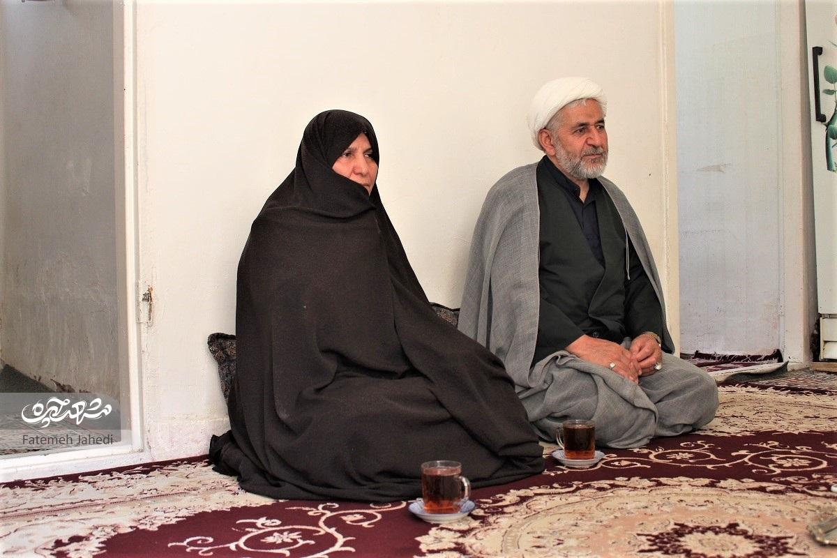 شیخ احمد لاریجانی؛ همسایه سادهزیست امامرضا(ع) در پایینخیابان شیخ احمد لاریجانی؛ همسایه سادهزیست امامرضا(ع) در پایینخیابان