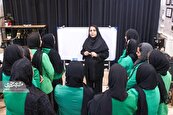 باران بهنام، مدرس فوت کوزه‌گری آرایشگری است