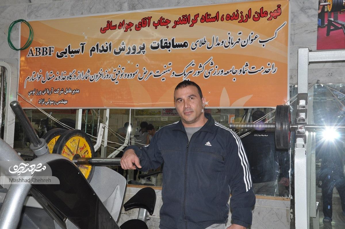جواد ساقی مدال نقره مسابقات پرورش اندام سال ۲۰۱۳ مجارستان را به دست آورده است