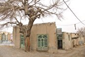 مزارهای سه‌گانه، تاریخ محله قرقی است