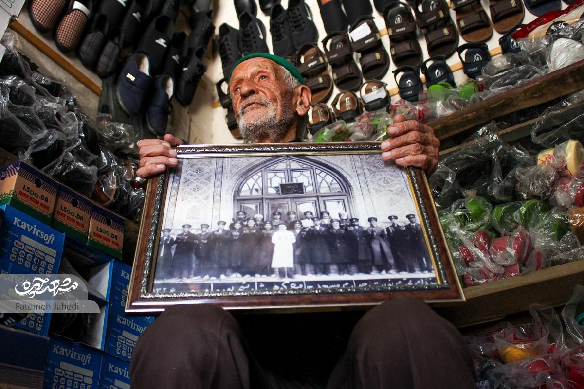 از گیوه دوزی تا ورود کفش ملی سیداصغر گمراتیان از گیوه دوزی تا ورود کفش ملی سیداصغر گمراتیان