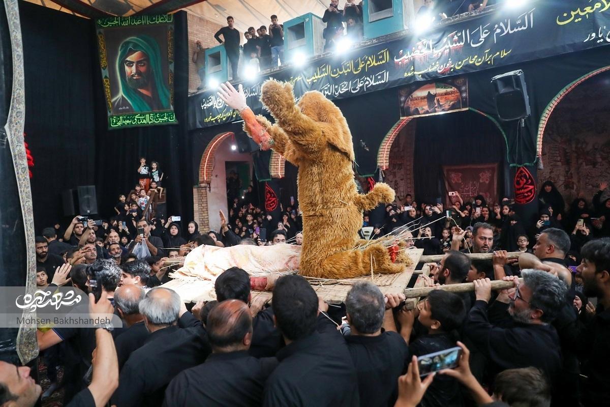 عزاداری اقوام در هیئت مشهد