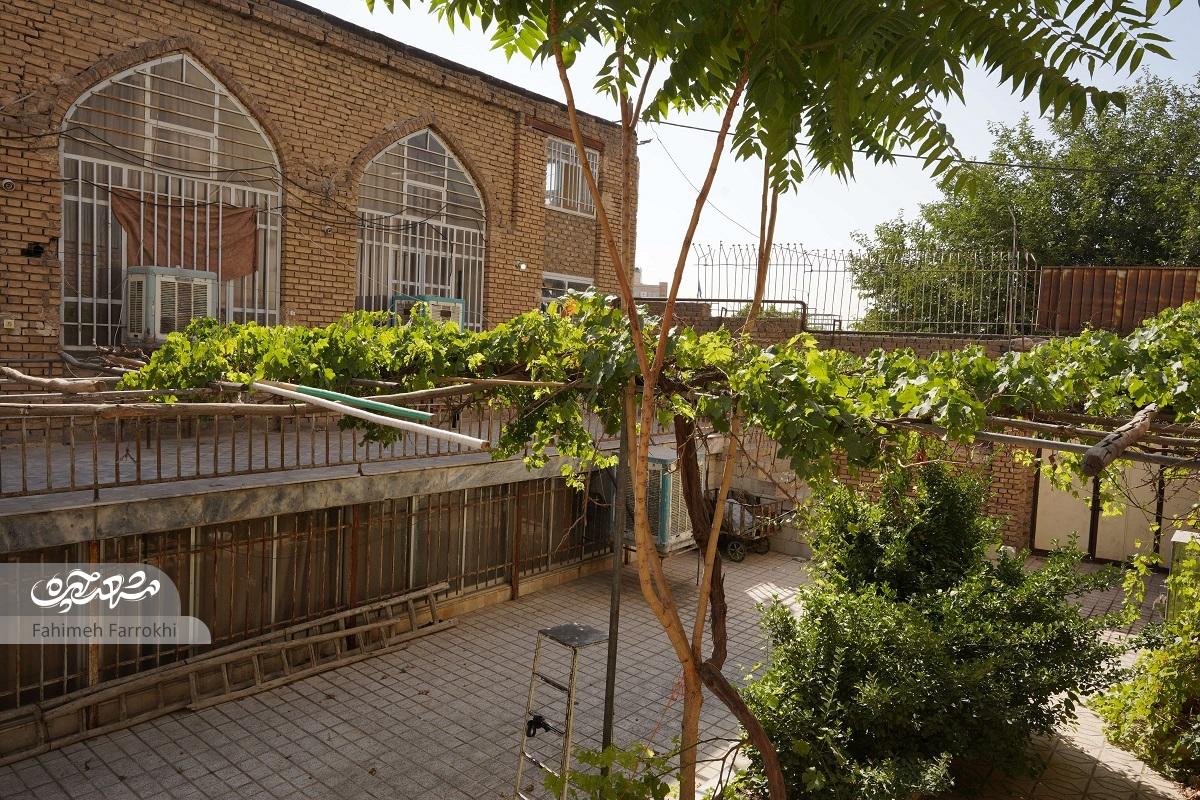 «بهادرخان»تکیه قاجاری عیدگاه «بهادرخان»تکیه قاجاری عیدگاه