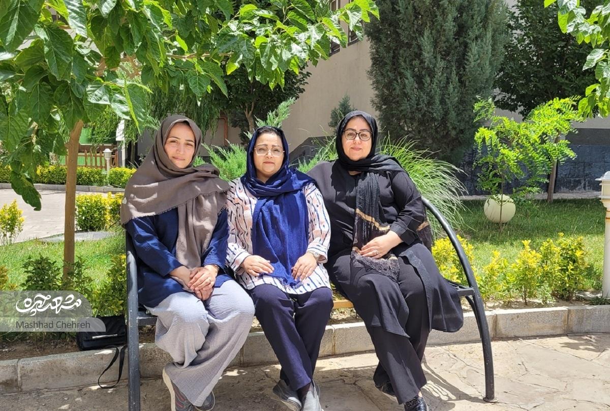 دل‌های بزرگ در خانه‌های کوچک مجتمعی در محله آبشار